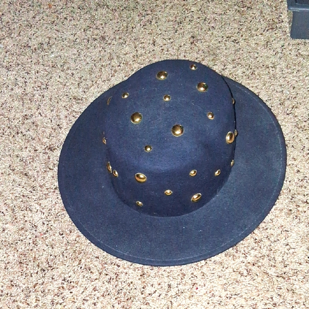 Navy Hate With Studs